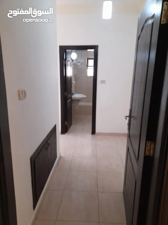 شقة ارضية للبيع في عبدون - 14508