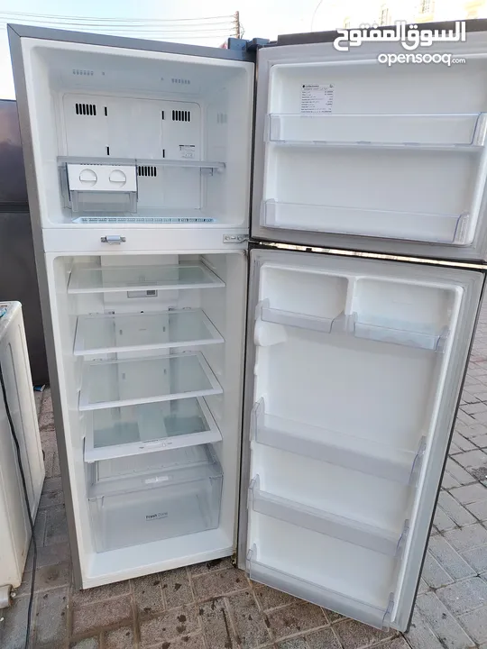 Lg refrigerator