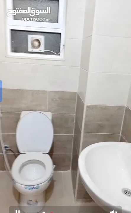 شقة سكنية للبيع اربد الحصن مقابل مسجد ظفار