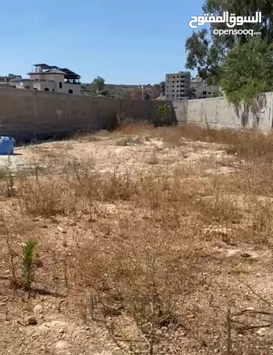 ارض مميزة للبيع