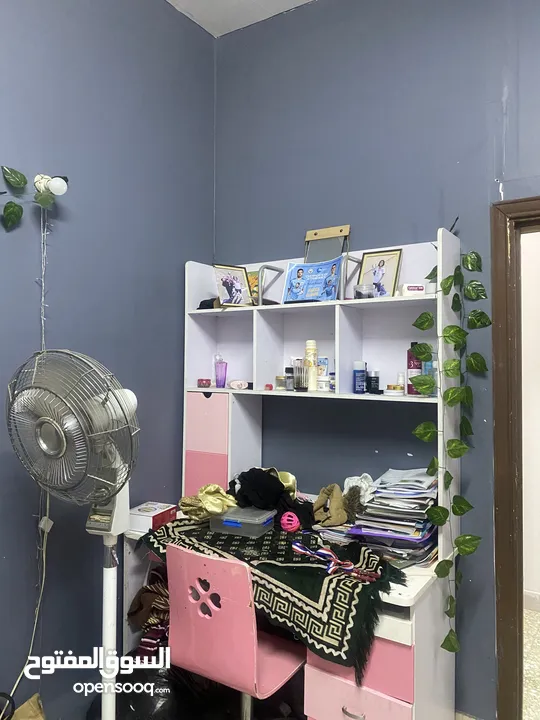 غرفه نوم بناتي  حاله جديده