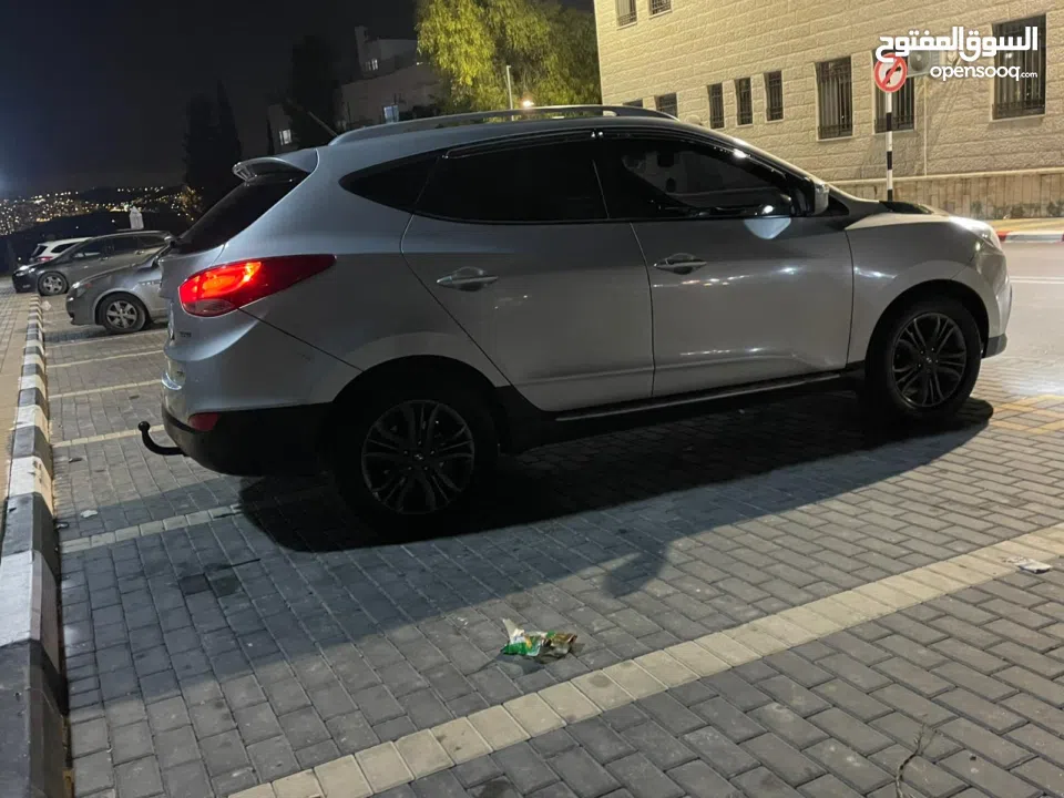 جب هونداي توسان 2014 دفع رباعي .هوك وصلة جر . فل اضافات بدون فتحة