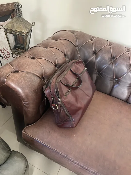 شنتة جلد بوجاتي أصلية