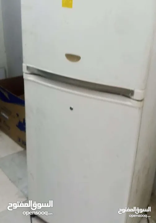 ثلاجة للبيع استعمال خفيف بحالة الممتاز