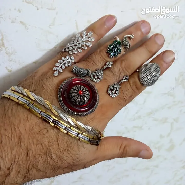 خواتم فضه مطعمه بالحجر الكريم