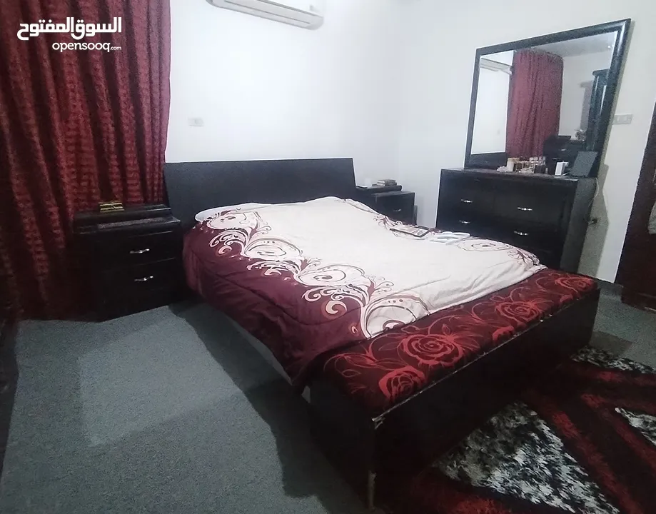 اثاث للبيع  بالكامل مش مفرق