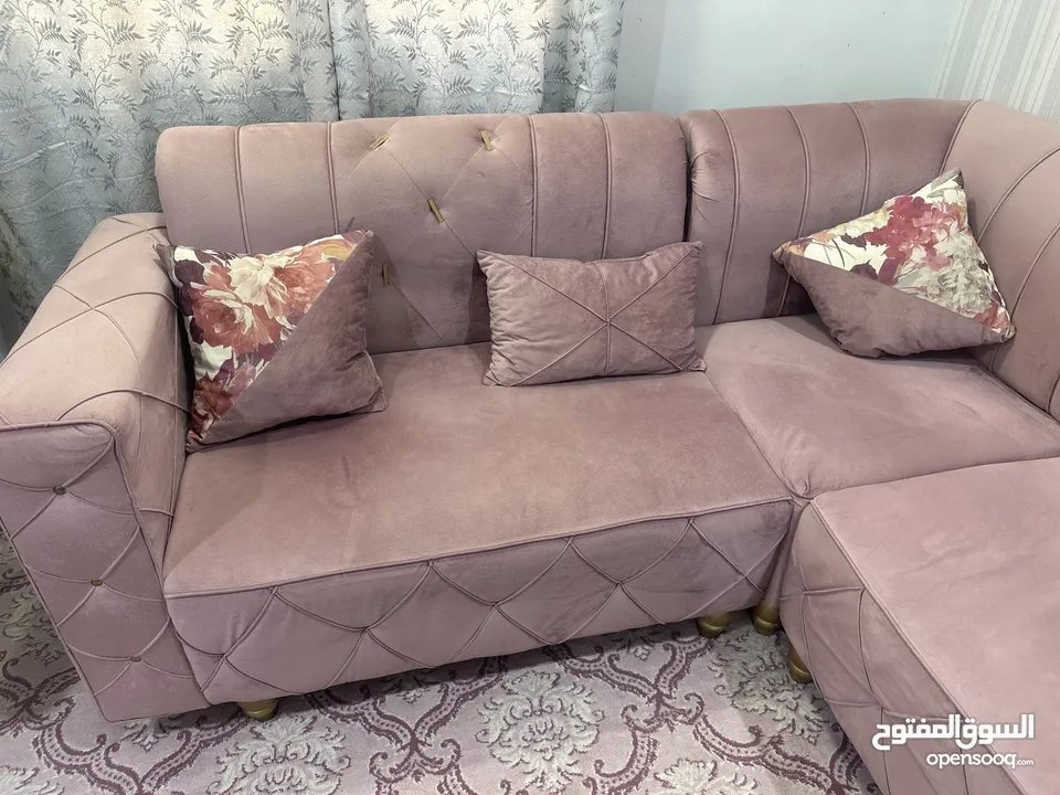 7-8 Seater Sofa with Cushions (Good Condition)