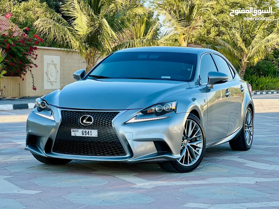 LEXUS IS300 2016 GRAY