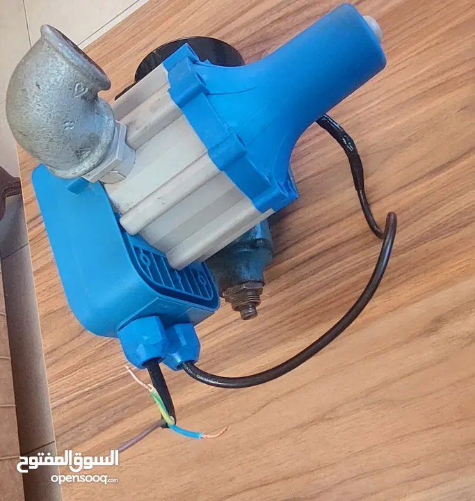 مضخة ماء 0.5 حصان كاملة مع جهاز الأوتوماتيك