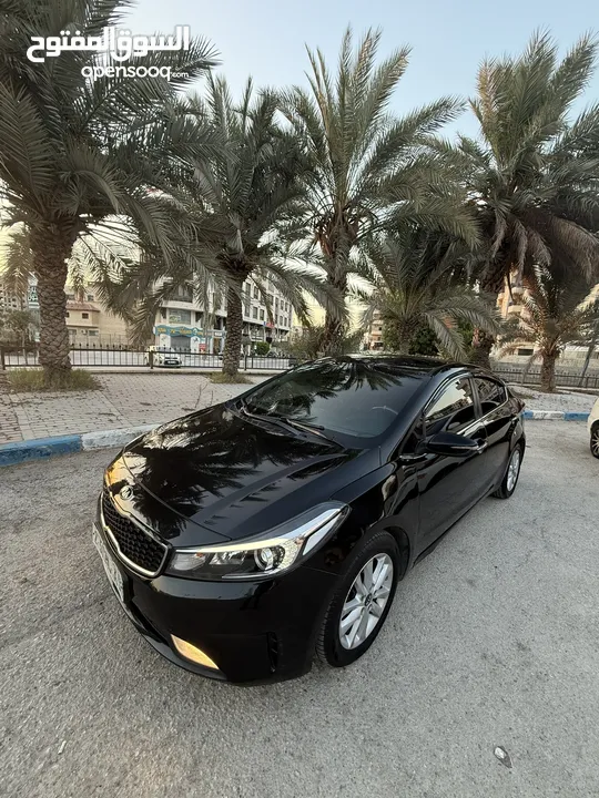 كيا سراتو k3 ديزل 1600 تيربو بصمة فل اضافات بحالة الشركة قطارة بالمصروف
