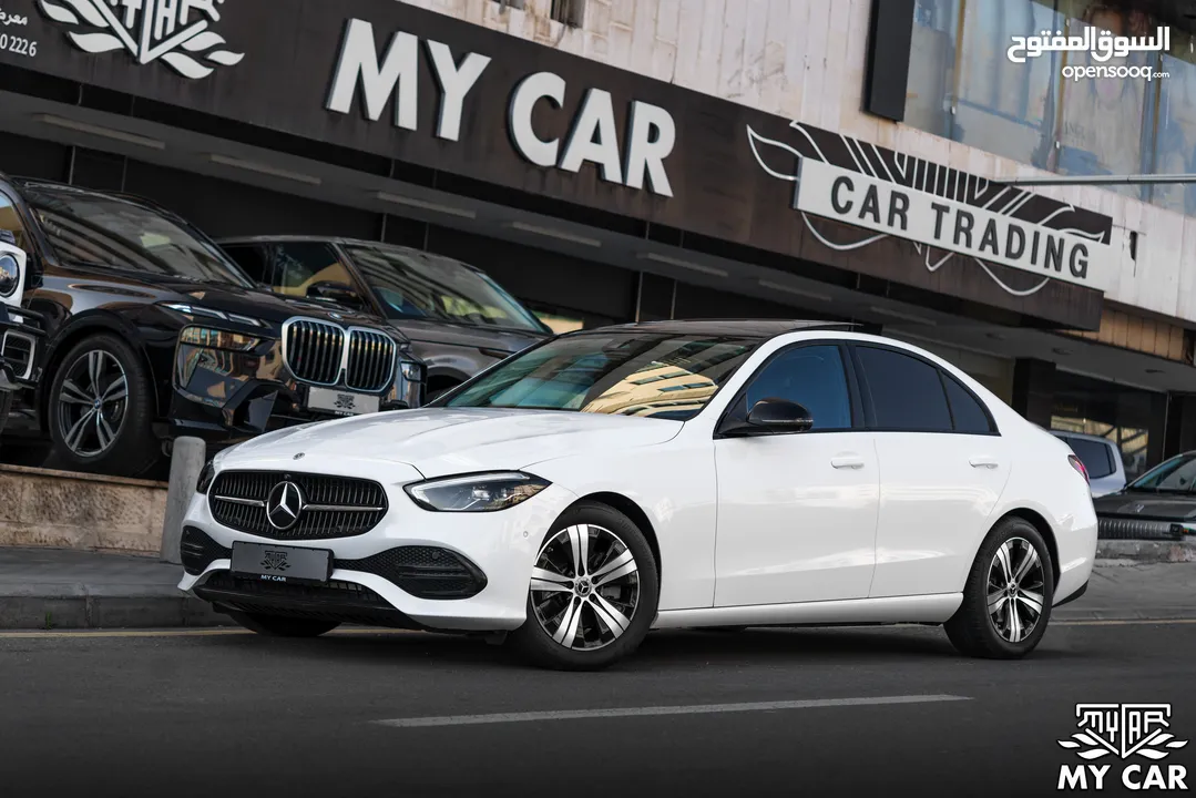 2022 Mercedes C200 – Night Package