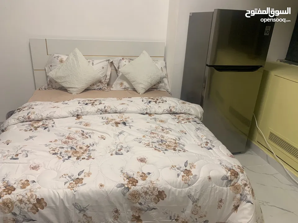 Furnished studio available for rent