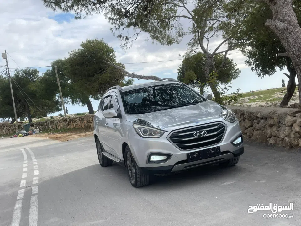 جب هونداي توسان 2014 دفع رباعي .هوك وصلة جر . فل اضافات بدون فتحة