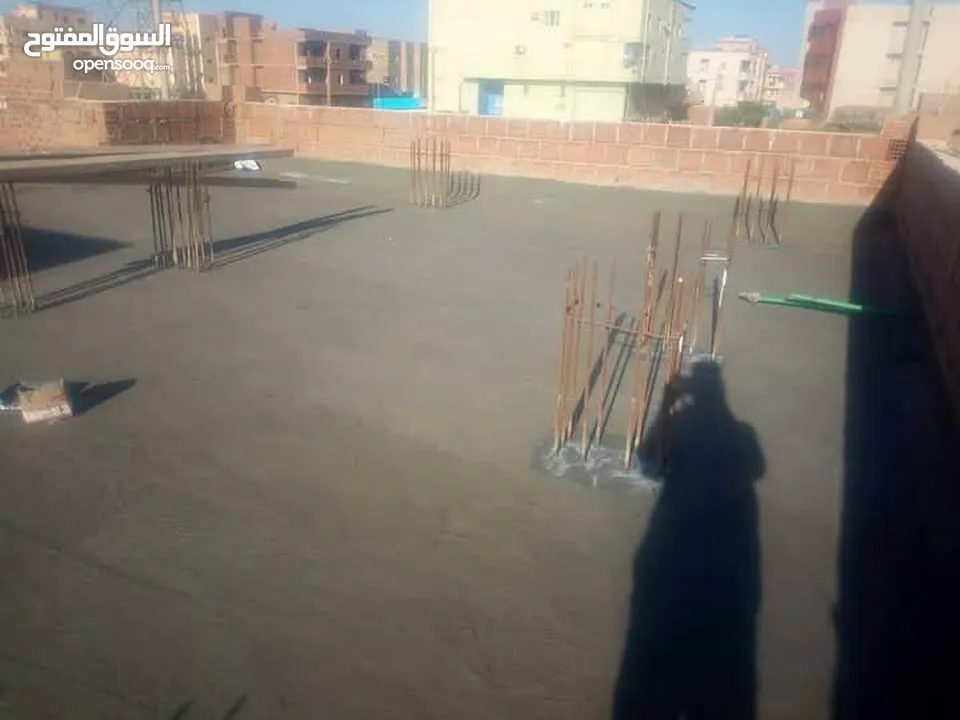 فني عازل مائي وحراري