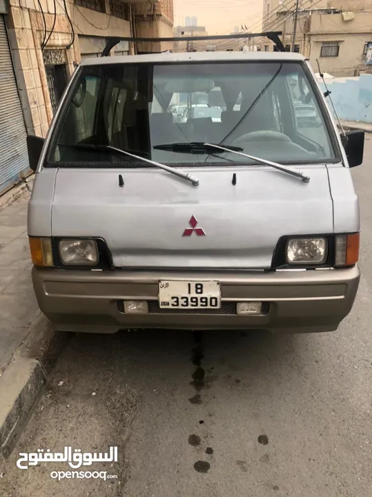 ميتسوبيشي  L300