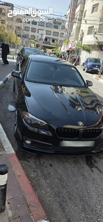 BMW 2014  520i بسعر محترم وتقسيم ميسر والمركبه في حاله جيده جدا