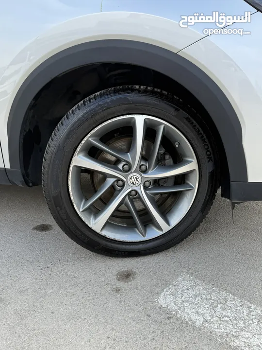 MG EHS ترخيص 2022  محرك 1500 هايبرد plug in/يقطع على الشحنه 52 كيلو متر