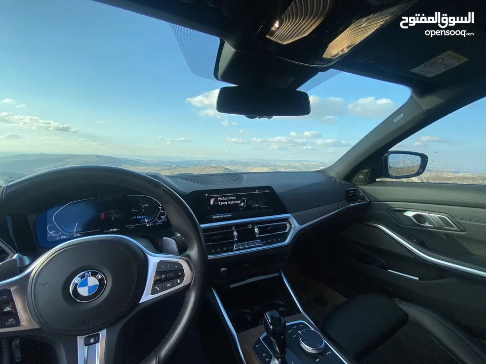 BMW 330e 2020 M Package