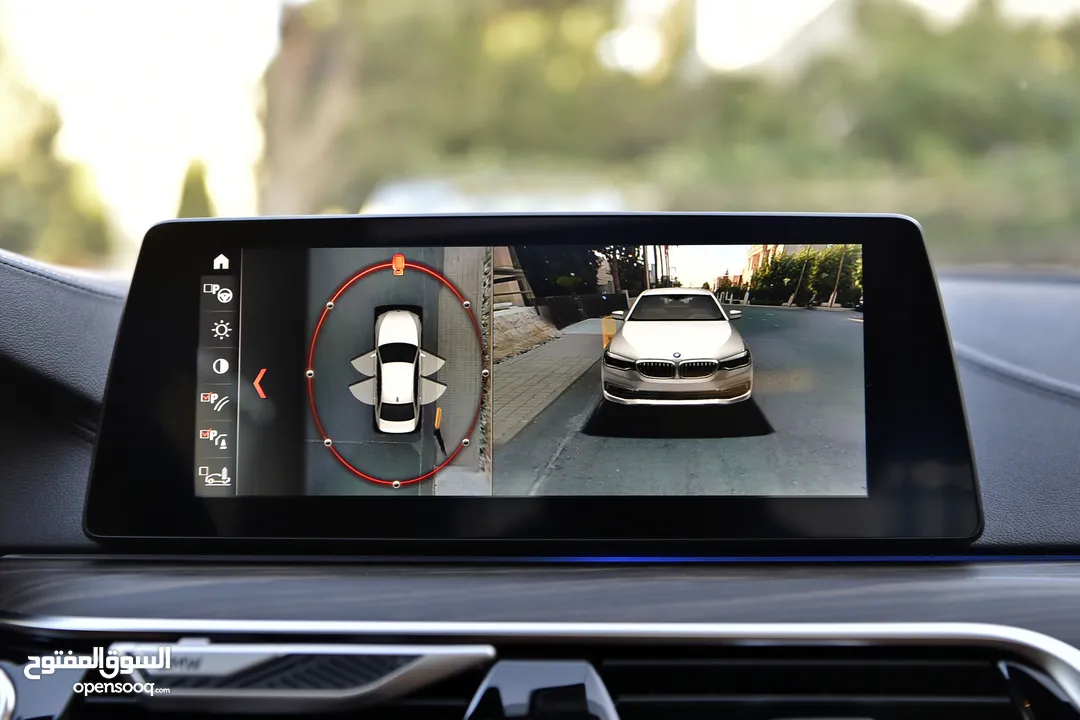 بي ام دبليو الفئة الخامسة بلج ان هايبرد 2019 BMW 530e Plug In Hybrid