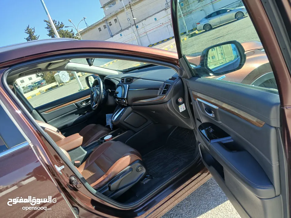 سياره للبيع  .  هوندا cr-v هايبرد 2019