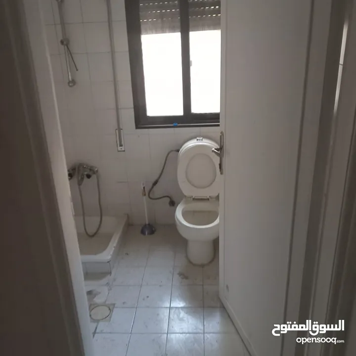 فيلا متلاصقة للبيع او للايجار في دير غبار - 14237