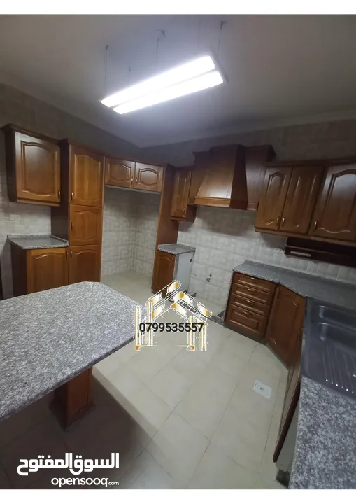 شقة فارغة للايجار في اجمل مواقع عبدون
