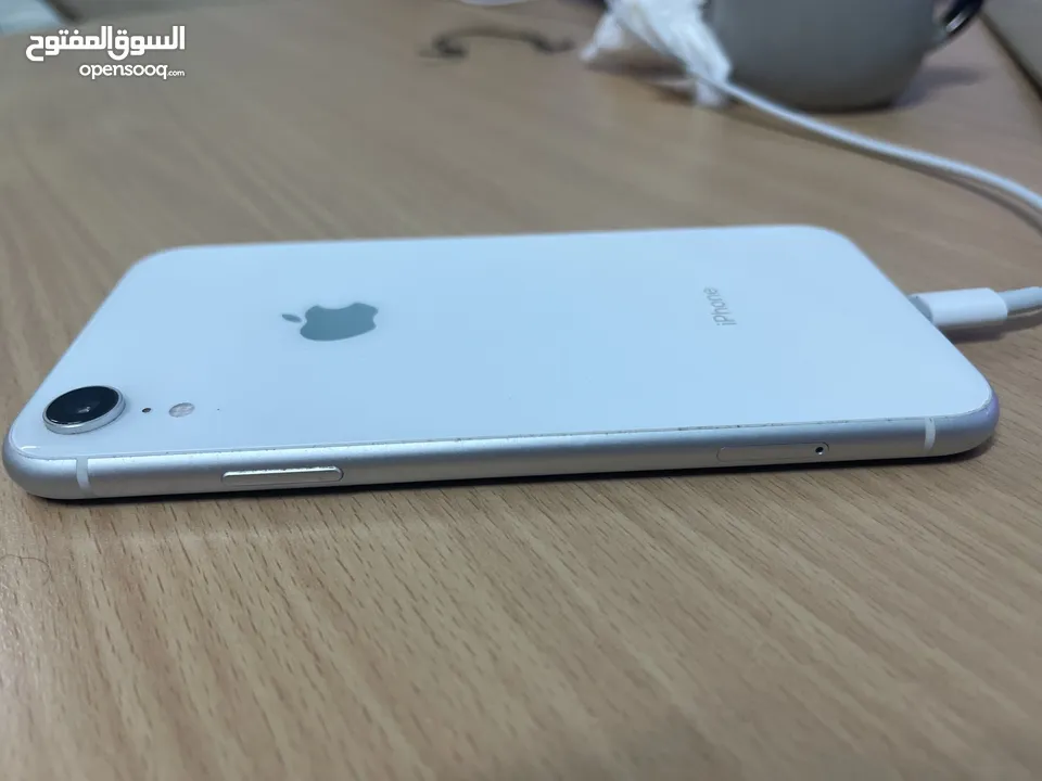 iPhone XR , 64 GB , White for 1200SAR