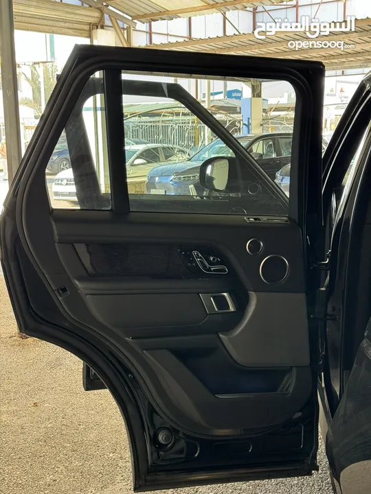 RANGE ROVER (2020) AUTOBIOGRAPHY