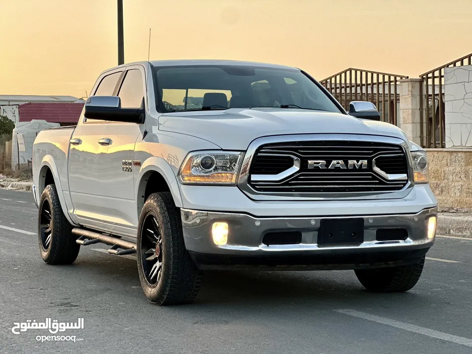Ram 1500 ecodiesel Laramie 4x4 2017 فحص ، كلين ، تيربو ديزل ، مميز