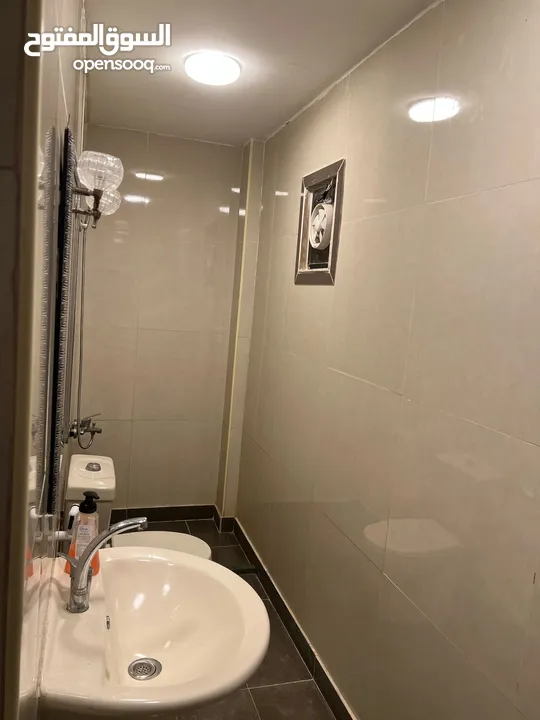 شاليه و مزرعه للايجار بالغور 50 دينار مسبح مدفأ 4*8 بدون عربون مع بلياردو و ترامبولين