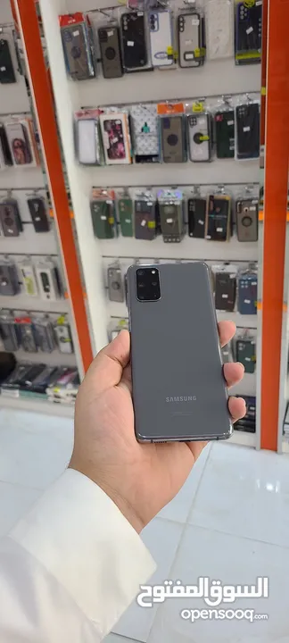 عرض خااص : Samsung S20 plus 256gb هاتف نظيف جدا بدون اي شموخ و بدون اي مشاكل