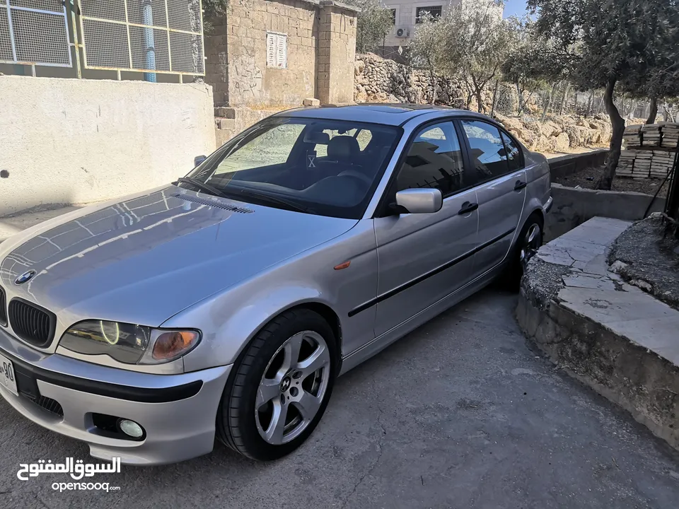 2005 BMW 320