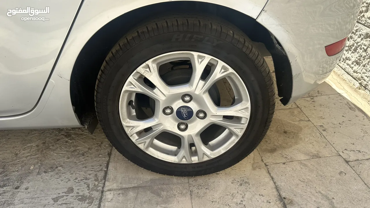 سيارة فورد للبيع كاش فقط