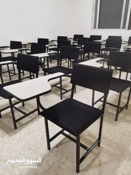 تفصيل كراسي محاضرات مع ركاية ودروج مدرسية. طاولات تركية