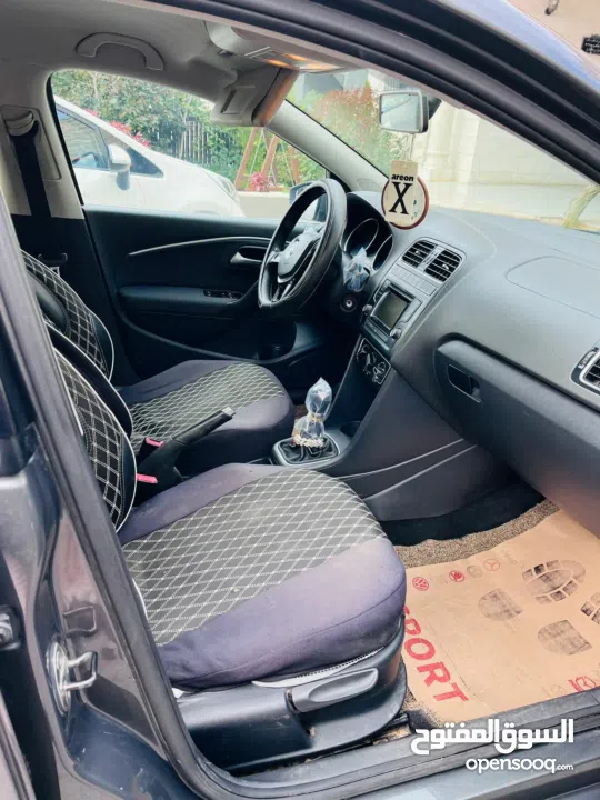 بولو 2015برخصة جير عادي1200تيربو بوية شركه فل بدون فتحه للبيع علكاش والبدل وارد