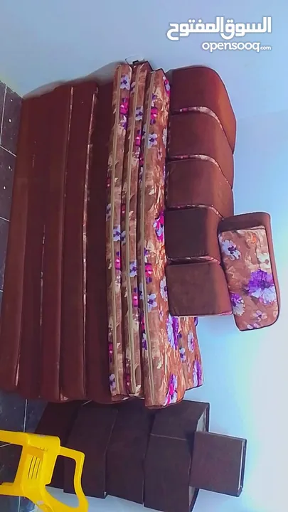 اثاث مستعمل
