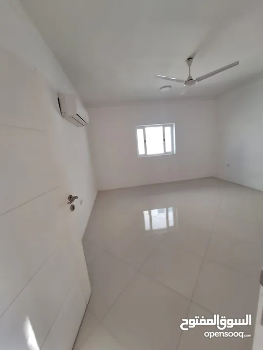 APARTMENT FOR RENT IN BUSAITEEN 3BHK SEMI FURNISHED WITH ELECTRICITY