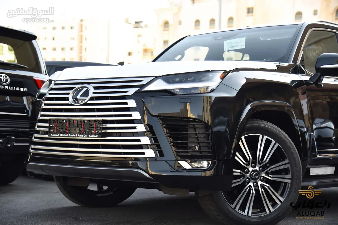 لكزس LX600 2024 وارد الوكيل عداد زيرو فاخرة لون اسود مميز