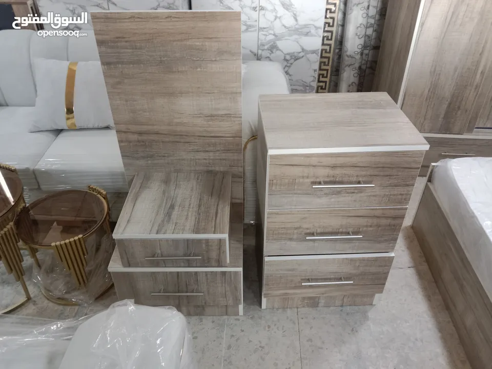 غرفه نوم كامله مع الفرشه وملحق وبنش قدام التخت جديد