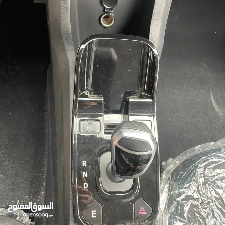 JMEV3 HATCHBACK 2022