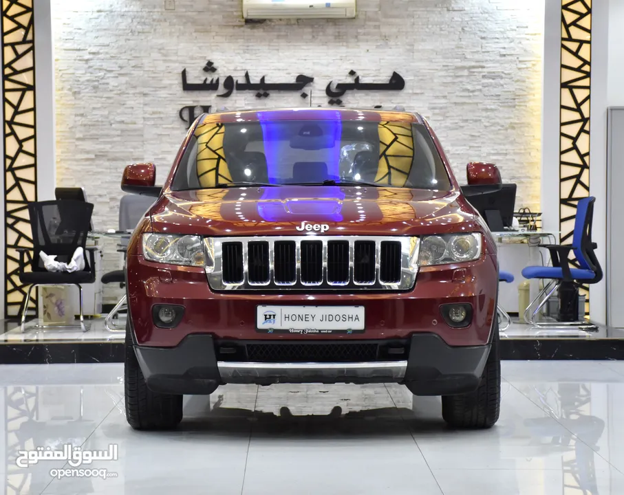 Jeep Grand Cherokee Limited 4x4 ( 2013 Model ) in Red Color GCC Specs