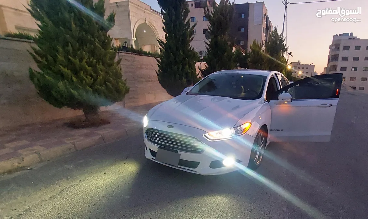 فورد فيوجن فحص كامل موديل 2015 للبيع السياره وكالة مش ناقصها ولا اشي معموللها صيانه كاملة