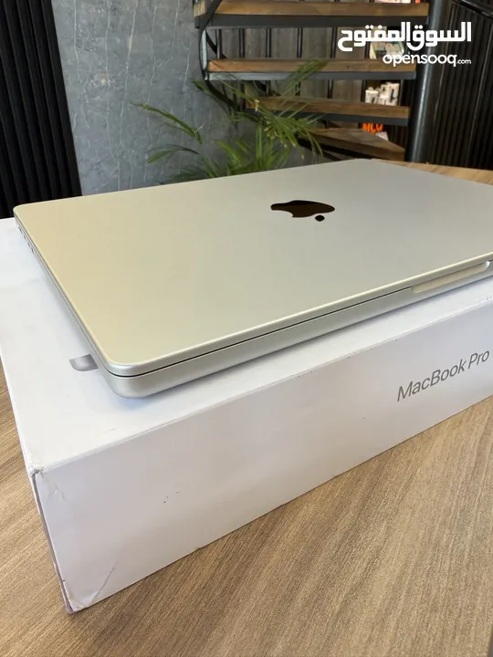 MacBook Pro 14” M4  2024 16GB 512GB