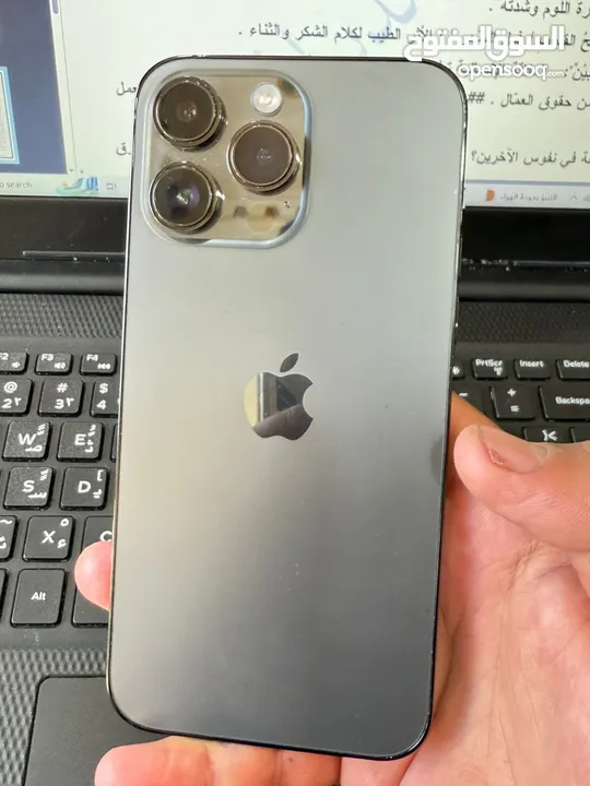 14 برو ماكس بحاله ممتازه