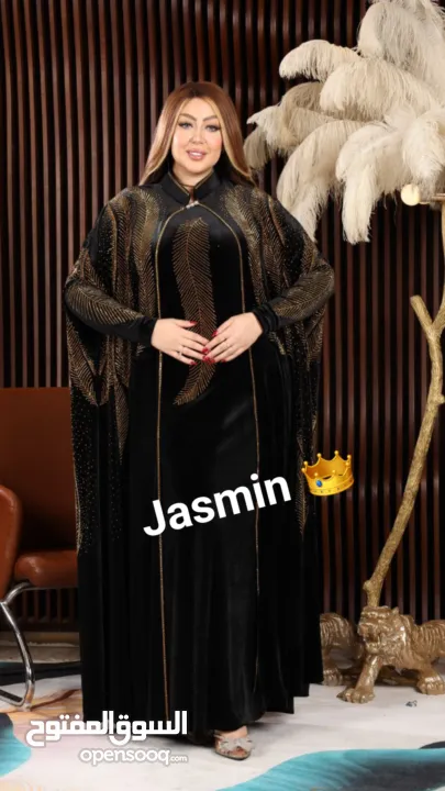 يوجد عدة الوان وعدة مقاسات