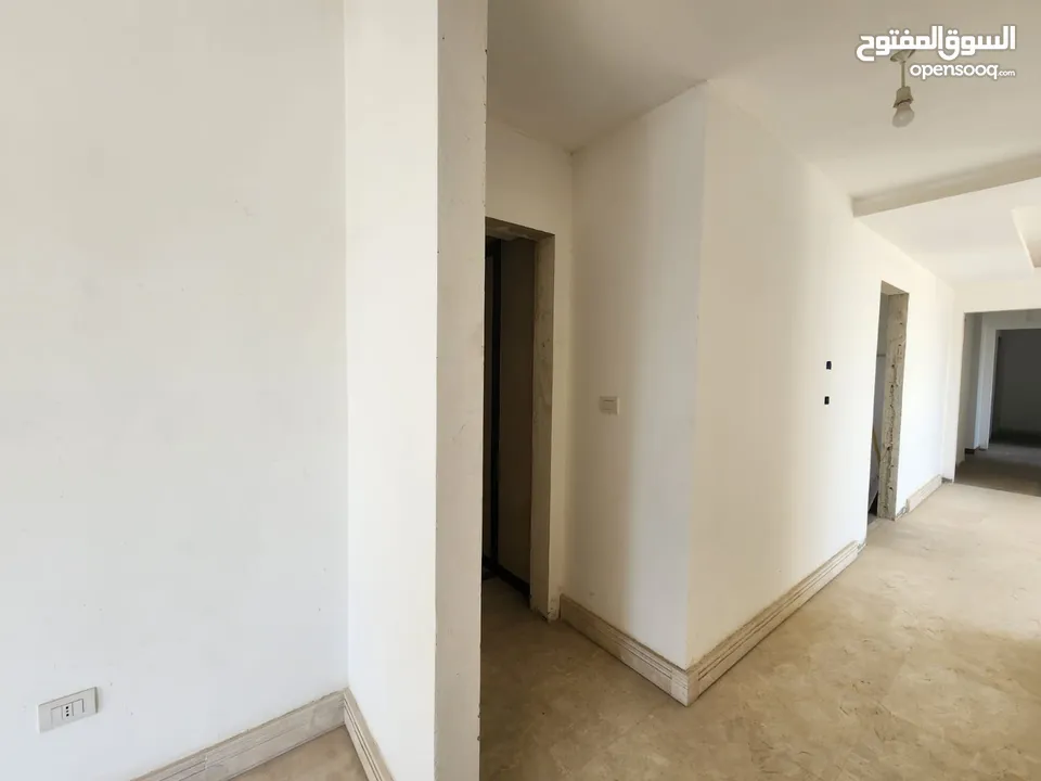 شقة للبيع بين الدوار الرابع و الخامس - ref:14612