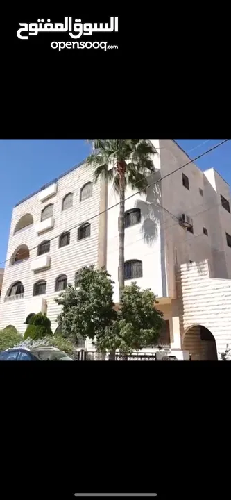 عمارة عائلية للبيع ام اذينه الجنوبي منطقه فلل بسعر مناسب جدا