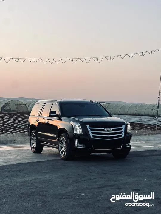 كاديلاك اسكاليد 2016 للبيع وارد الوكيل  Cadillac  فل كامل اعلى صنف escalid