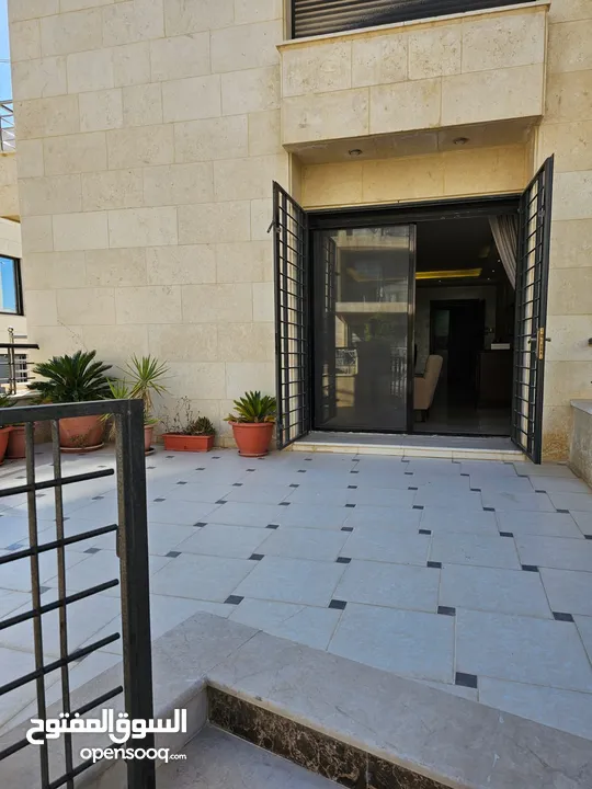 شقة فاخرة في - دير غبار - مساحة 180 متر لم تسكن بترس ومدخل خاص (6608)