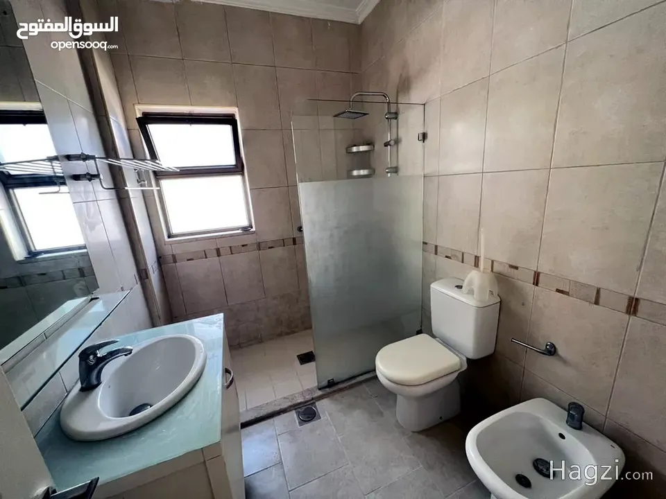 شقه فاخره مميزه طابق ثالث مع روف،في اجمل،مناطق عبدون الشمالي للبيع  ( Property ID : 30720 )